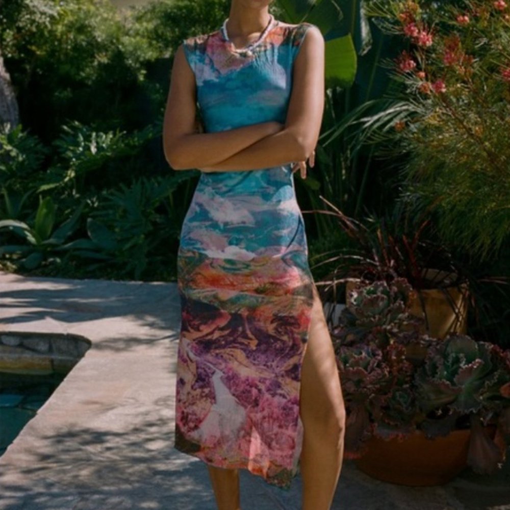UO Lowkey Sleeveless Midi Dress (new)